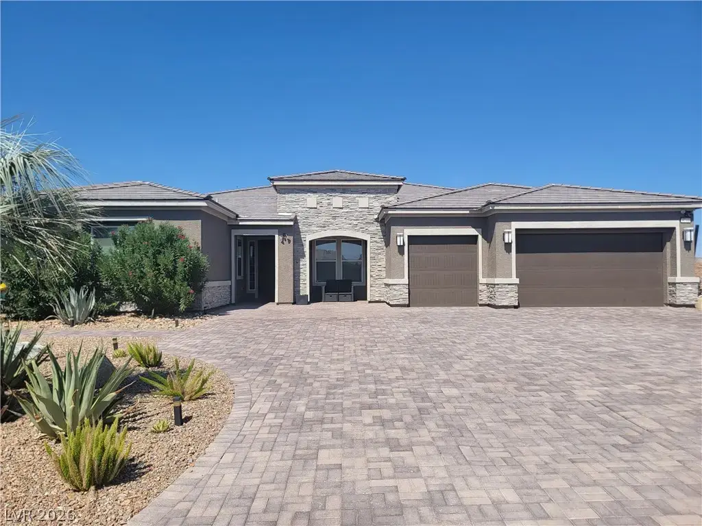8740 S Pioneer Way, Las Vegas