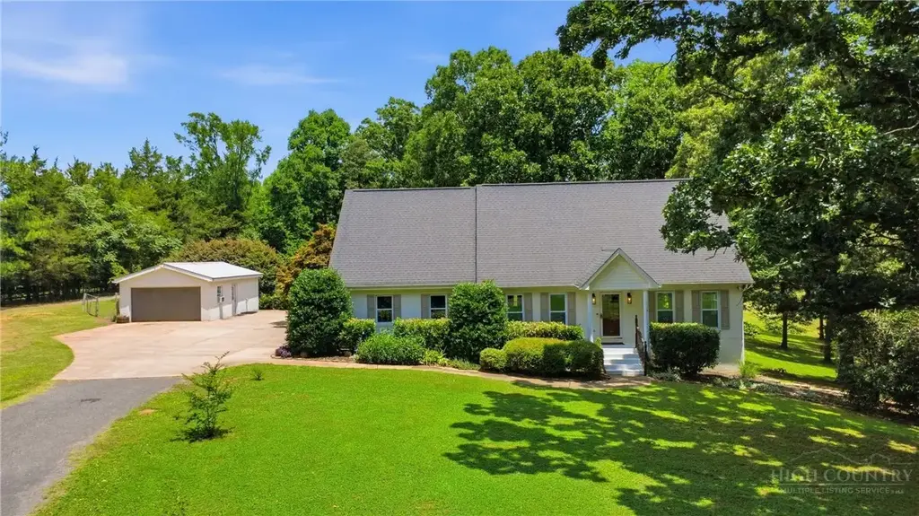 8301 Waxhaw Creek Road, Waxhaw