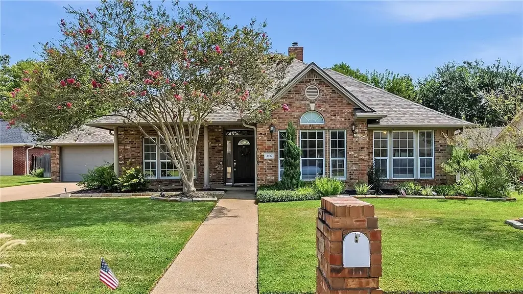 4617 Shoal Creek Drive, College Station