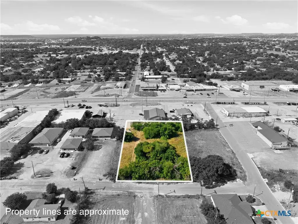 307 W Valley Road, Harker Heights