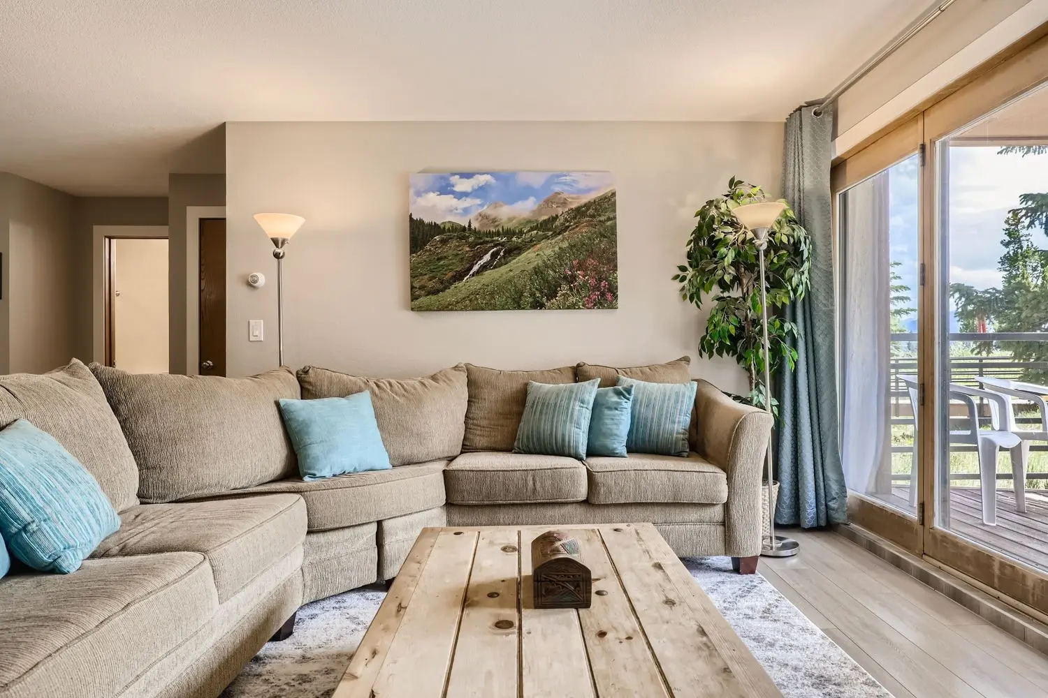 89410 Ryan Gulch Road 207, Silverthorne