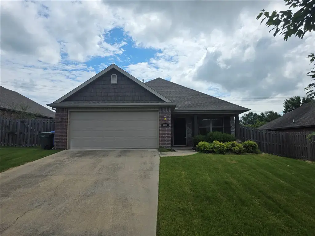 3072 N Autumn Rose Avenue, Fayetteville
