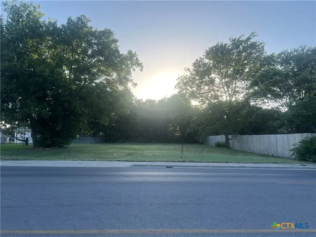 2007 Trimmier Road, Killeen