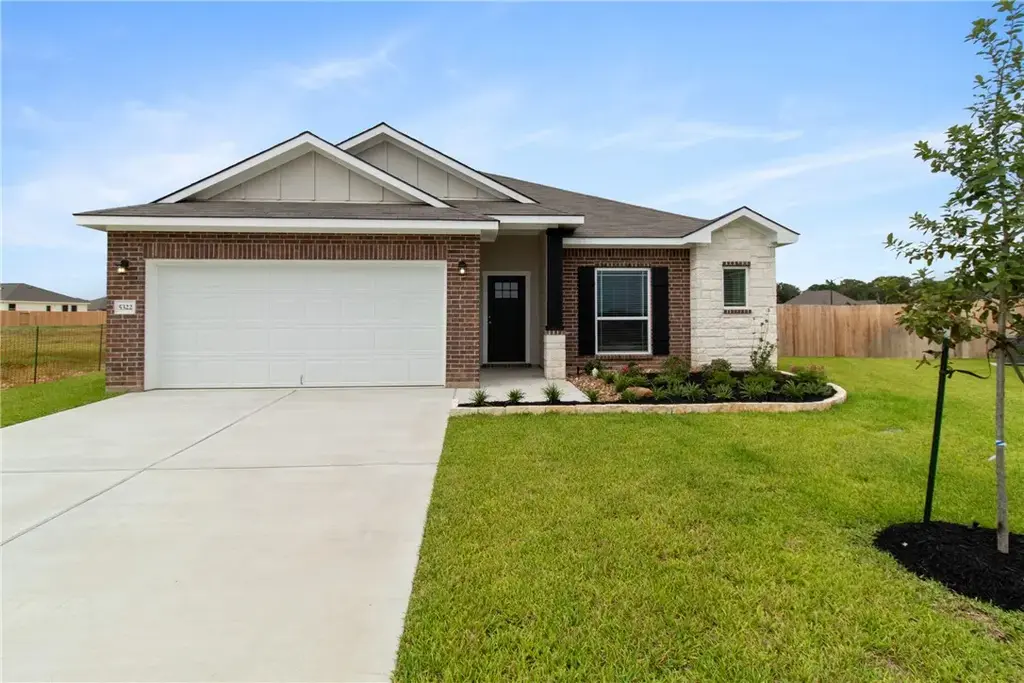 5322 Lyle Place, Bryan