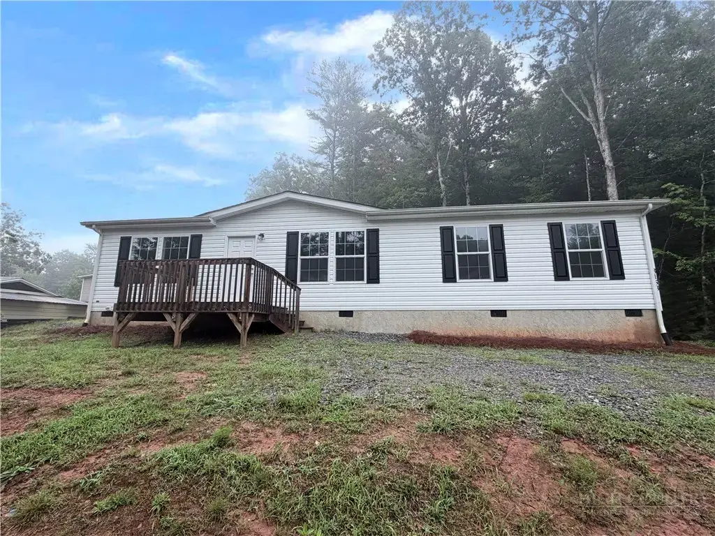 3153 Bear Trail Drive, Lenoir