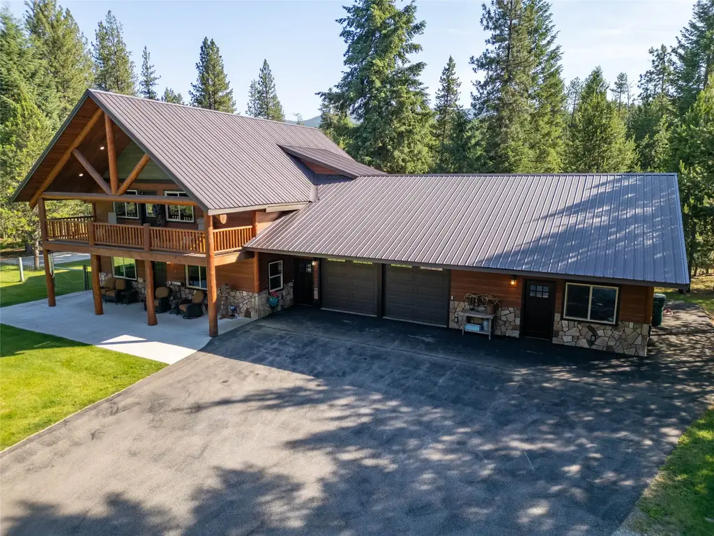 3060 Mt Hwy 200, Trout Creek