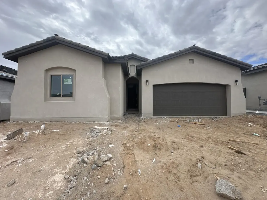 1649 Valle De Colores Street Nw, Los Lunas