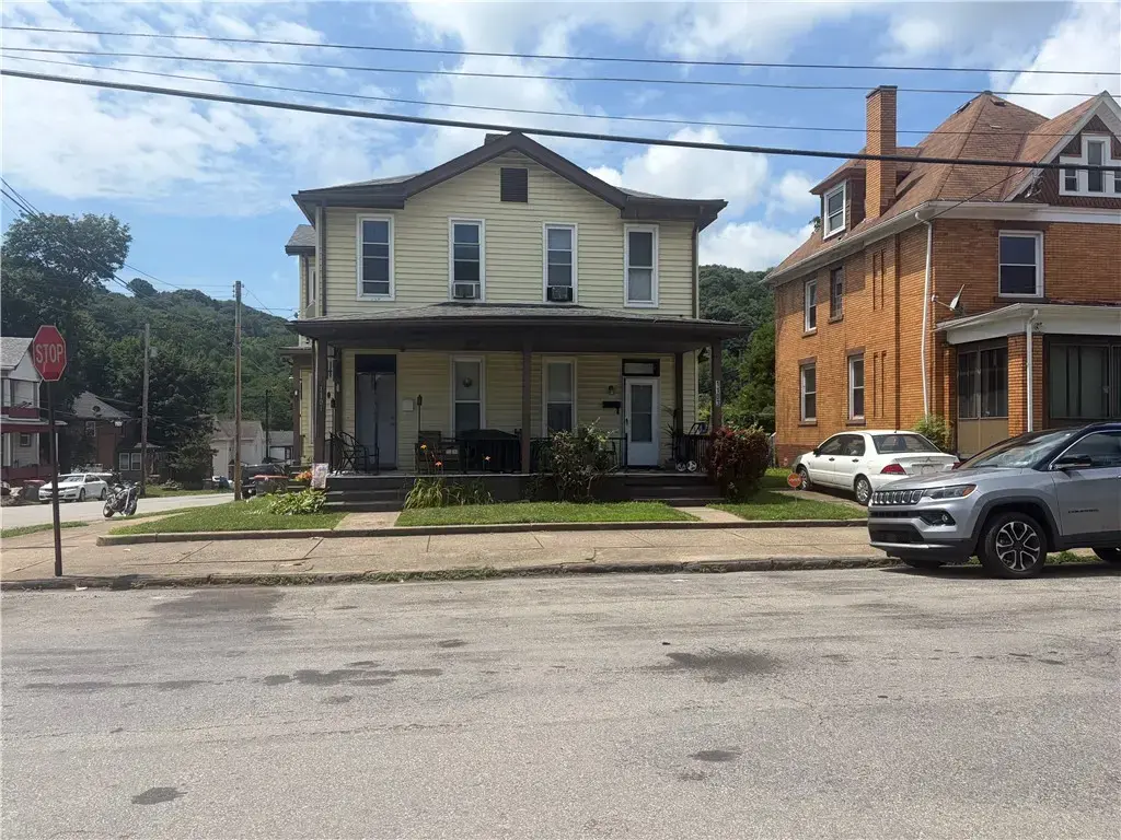 1101 9th Avenue , Beaver Falls