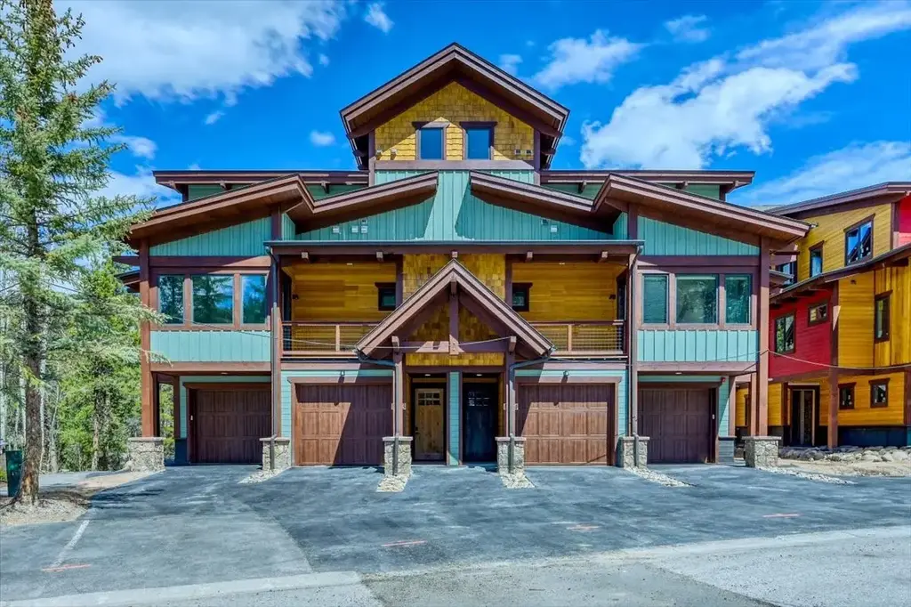 0117 Lake Ridge Circle 1863, Keystone