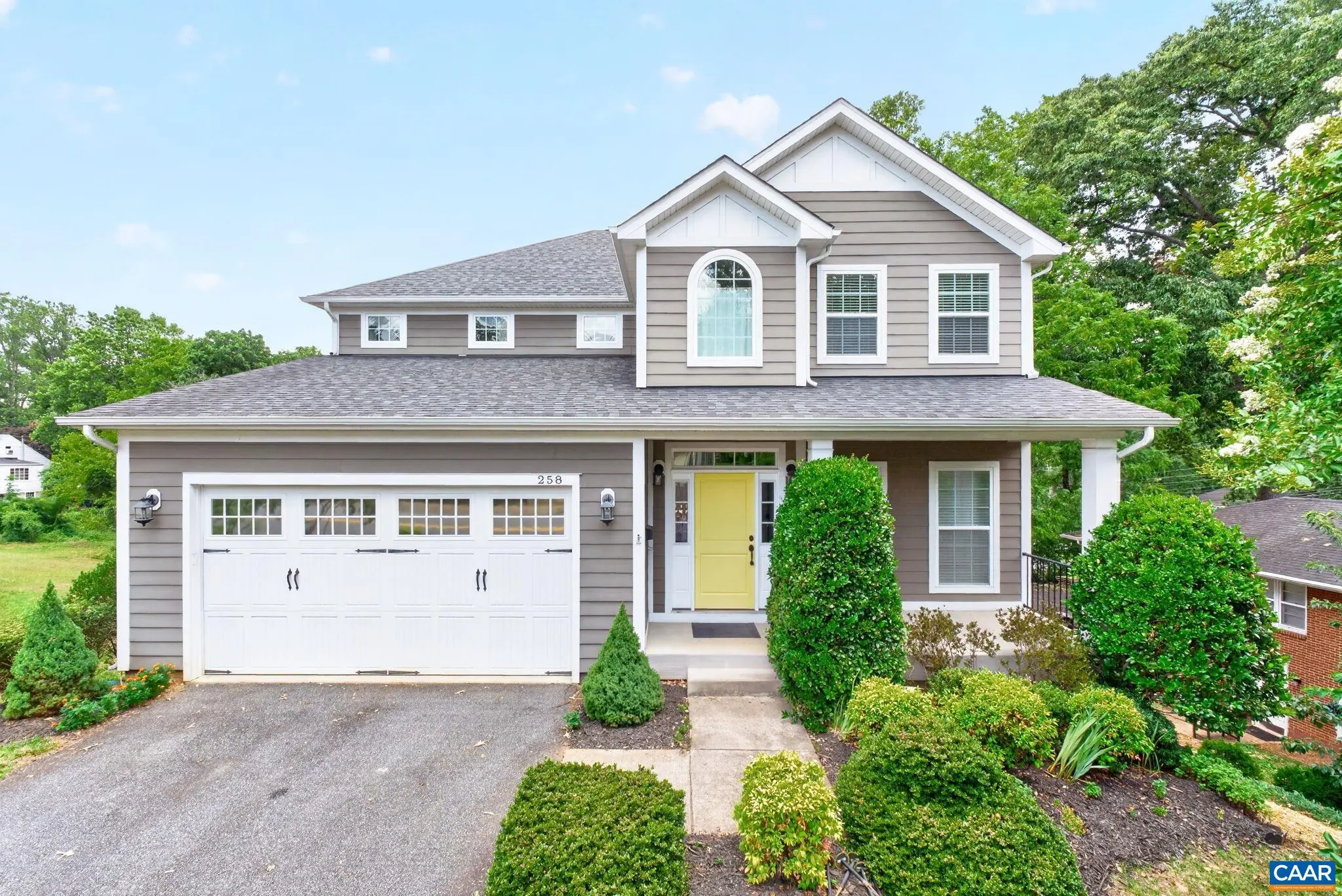 258 Shamrock Rd, Charlottesville