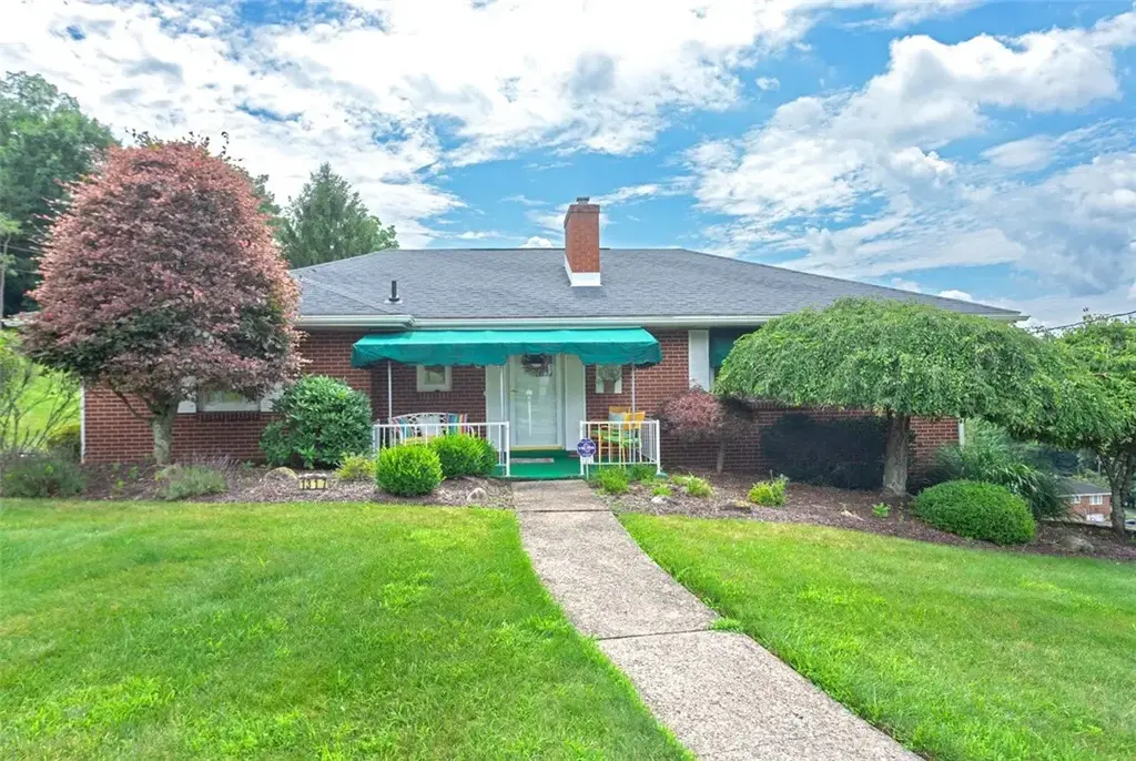 1317 Clifton Road, N Franklin