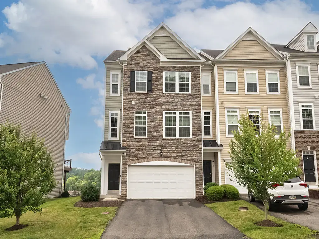 17 Remington Drive, Chartiers