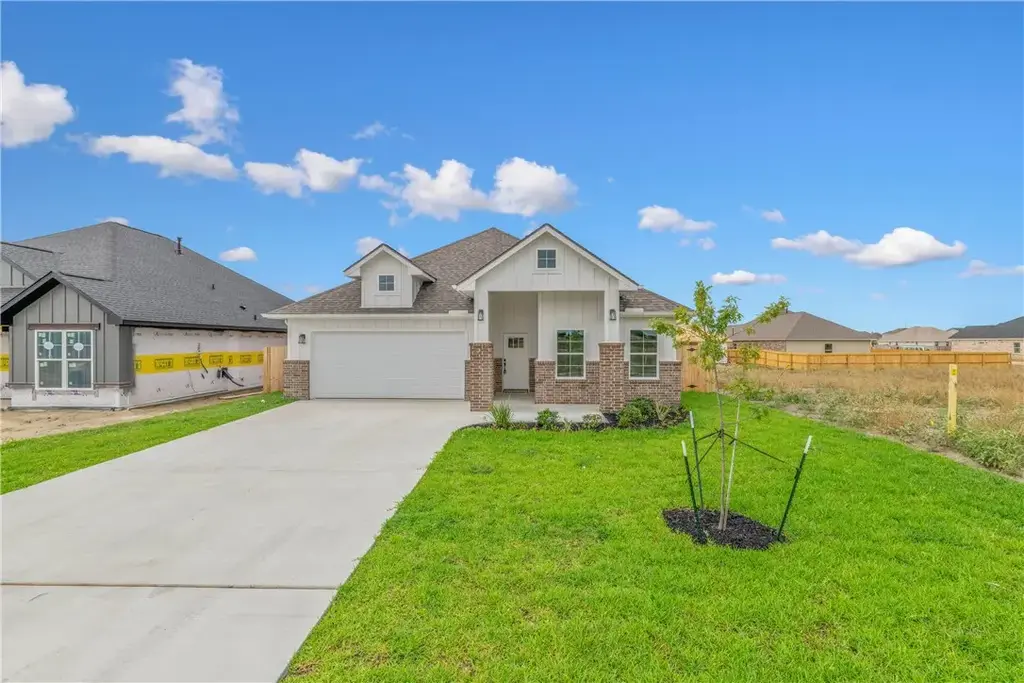 2811 Spector Drive, Bryan