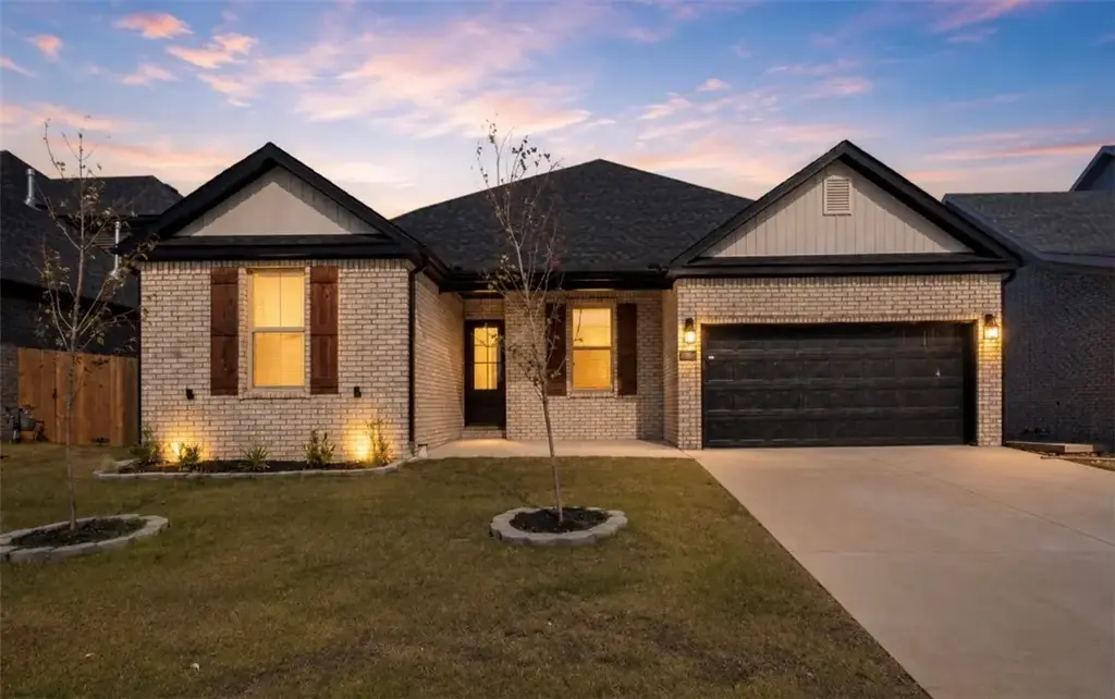 7008 Sw High Meadow Boulevard, Bentonville
