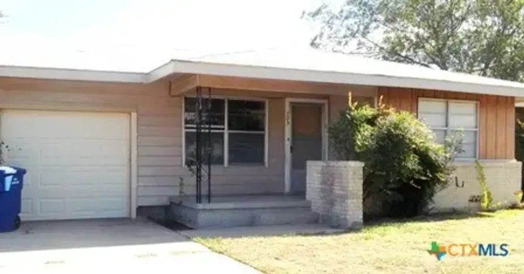 303 Margaret Lee Street, Copperas Cove