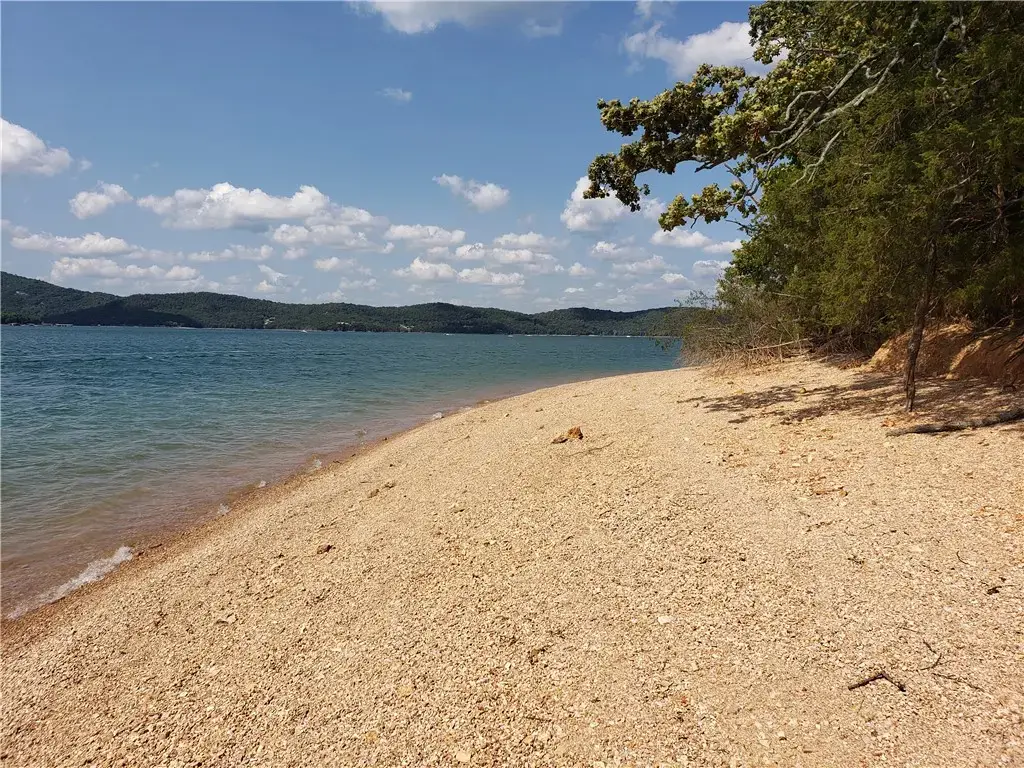 429 Point Mirage Road, Eureka Springs