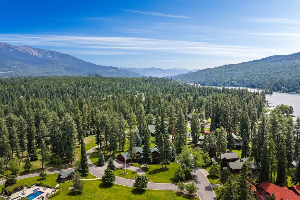 13531 Copper Lane, Bigfork