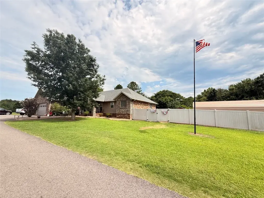 1224 River Road, Pottsville