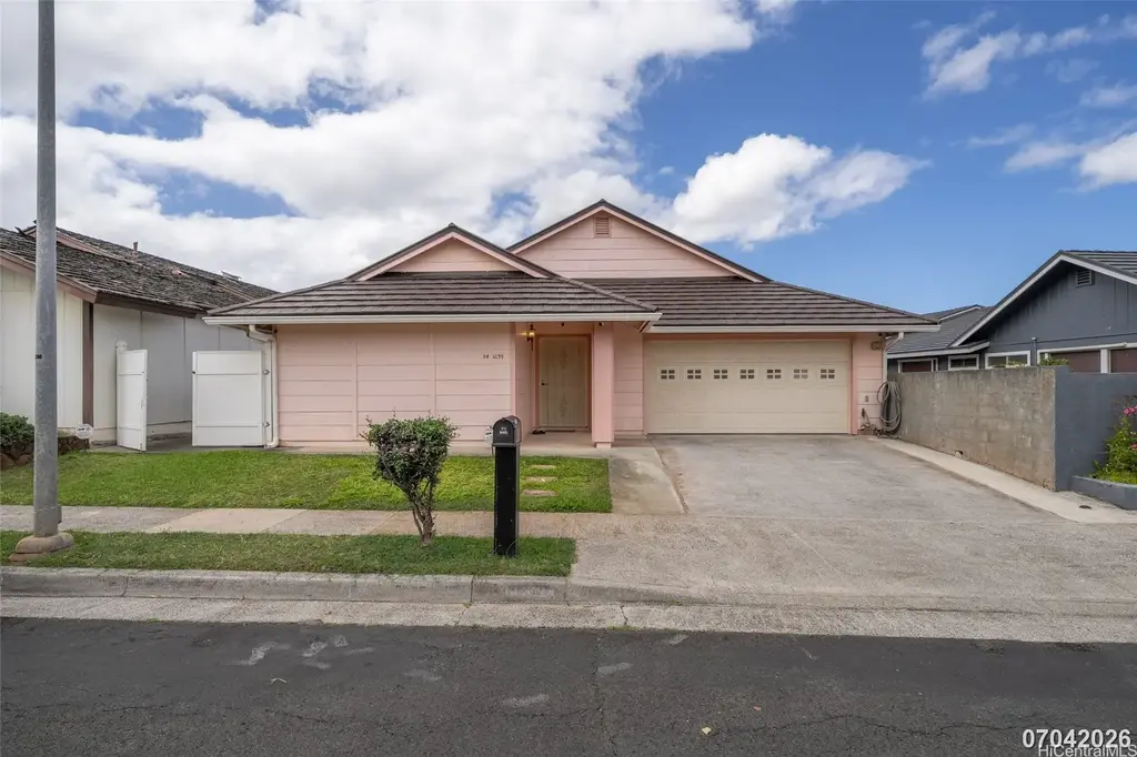 94-1039 Upai Place, Waipahu