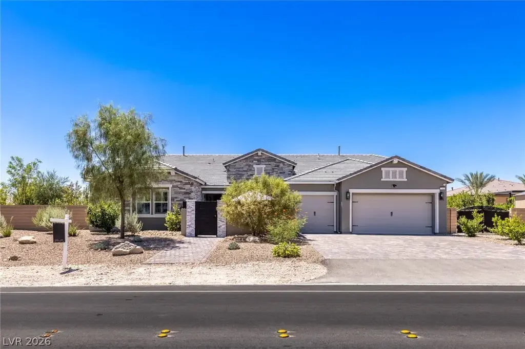 7547 W Ford Avenue, Las Vegas