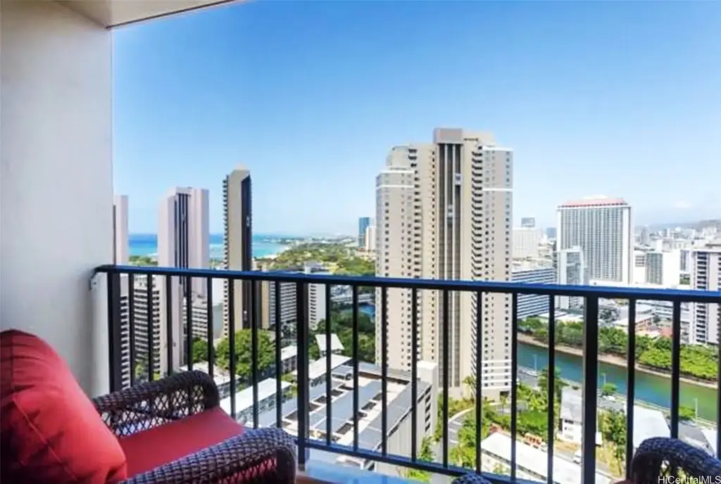 411 Hobron Lane # 2814, Honolulu