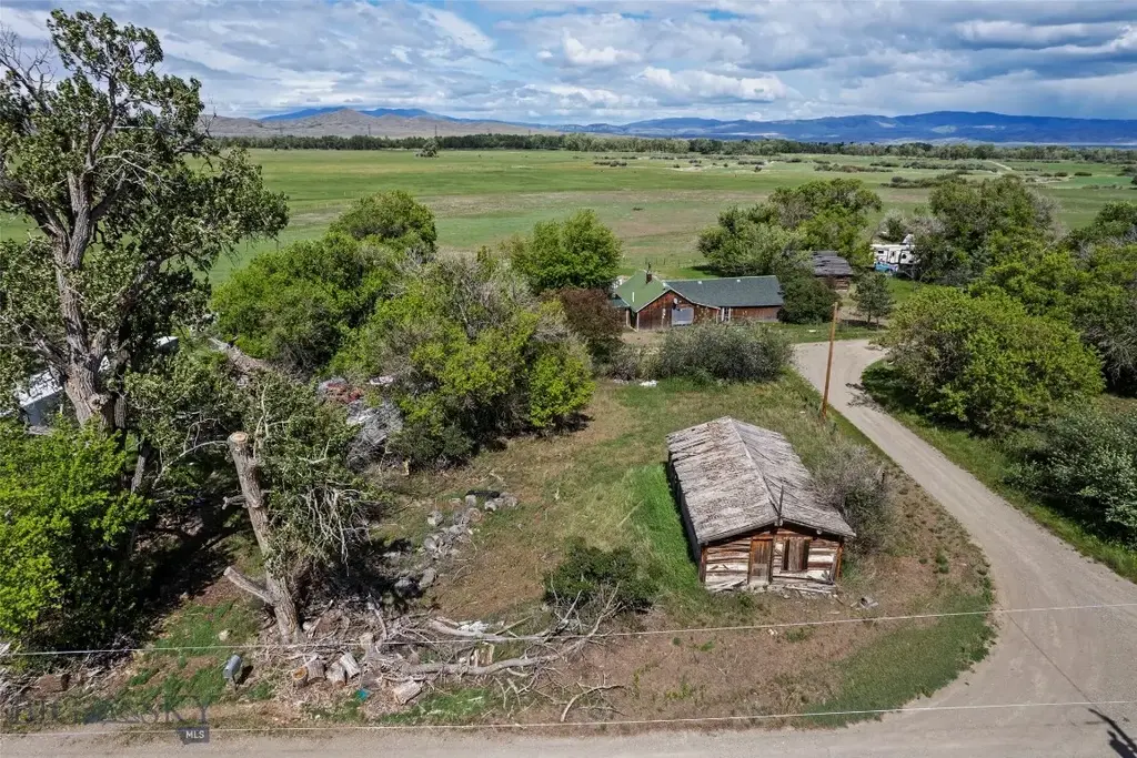 Tbd Lots 1, 2, 3 Johnson Street, Radersburg