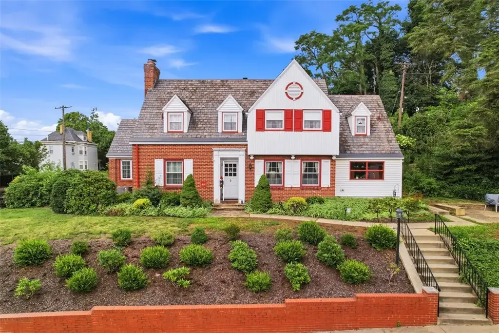 401 Jamaica Avenue , West View