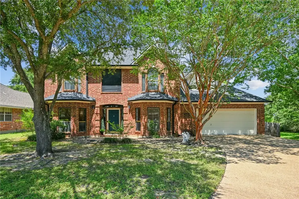 4221 Bedford Court, Bryan