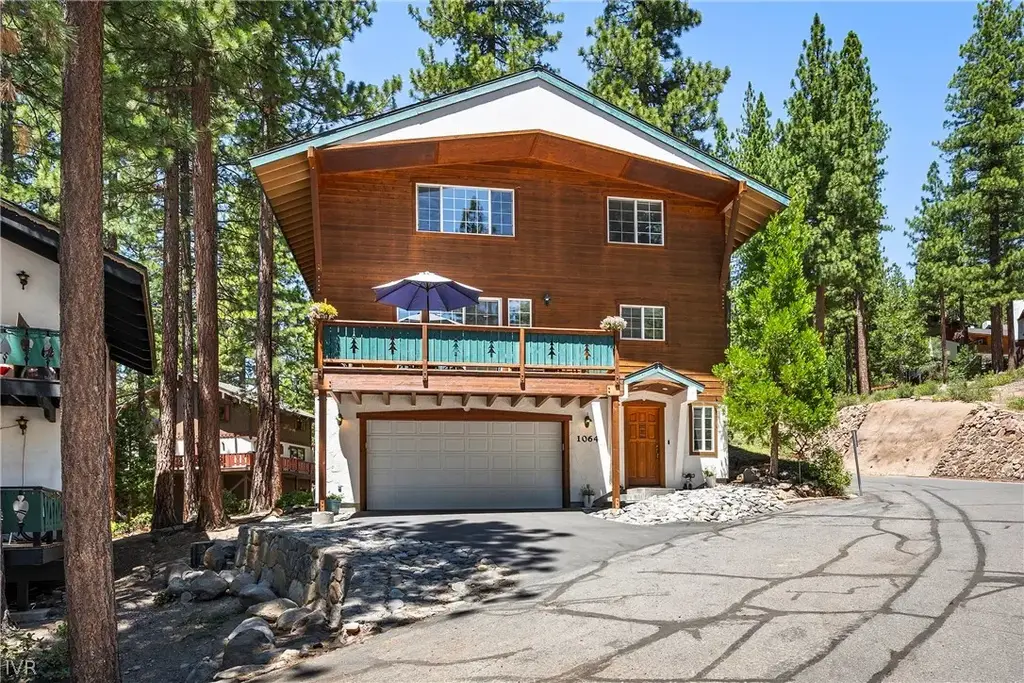 1064 Lucerne Way, Incline Village