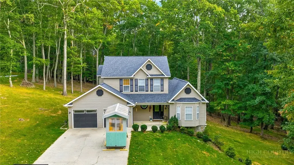 389 Highland Drive, Sparta