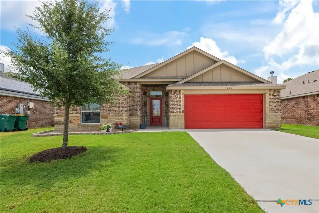 1703 Fossil Trail, Belton