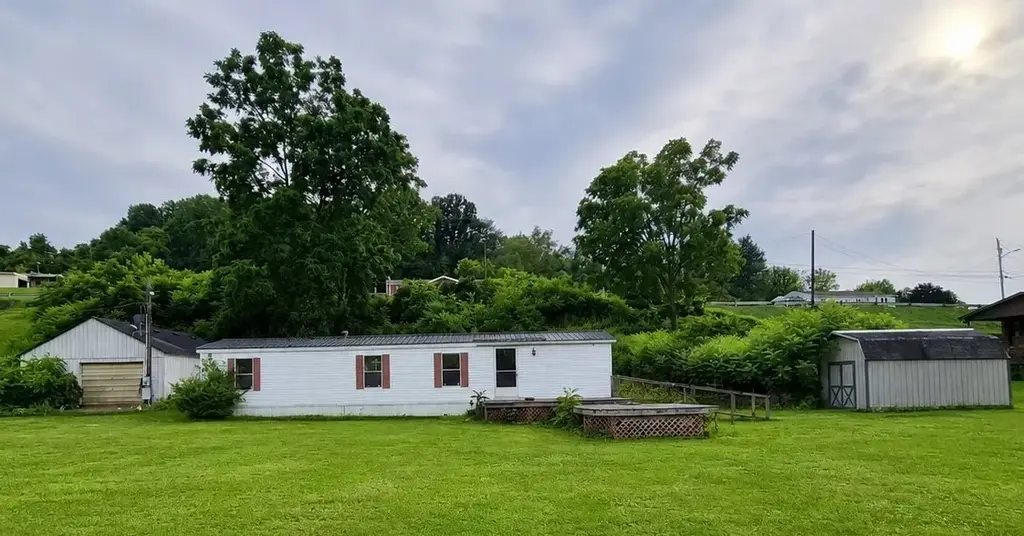 3120 Bratkovich Road, Penn