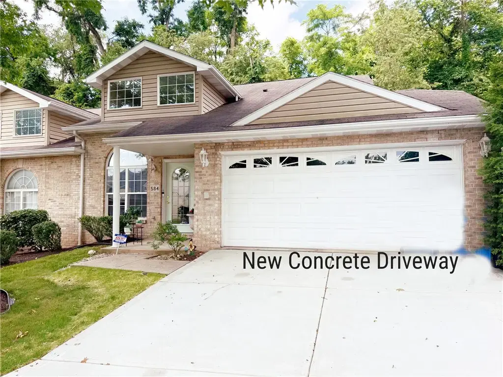 584 Newport Drive , Penn Hills