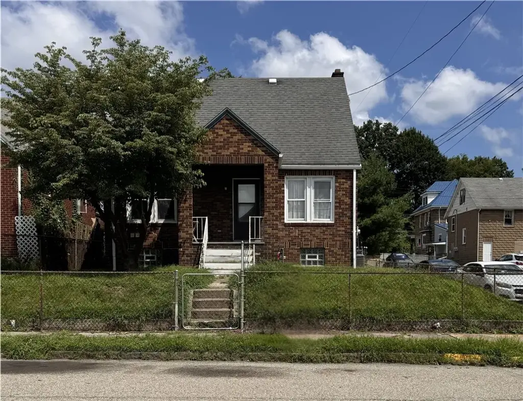 745 Anderson Street , New Kensington