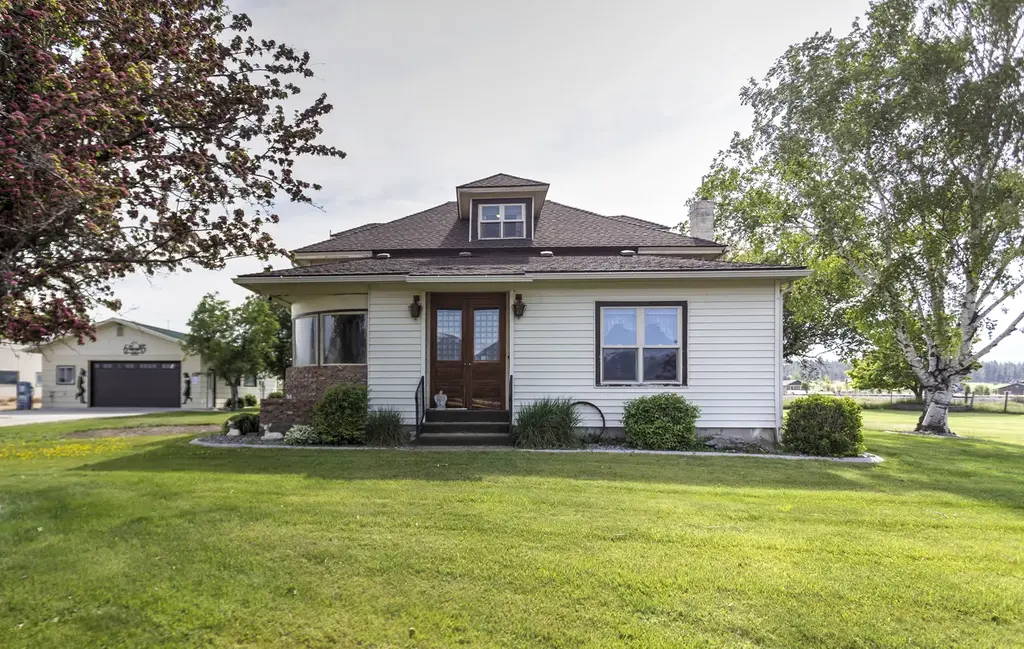 3552 Eastside Hwy, Stevensville