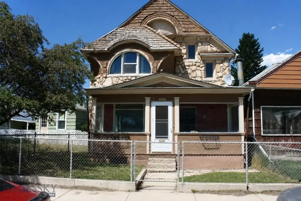 608 E Commercial, Anaconda