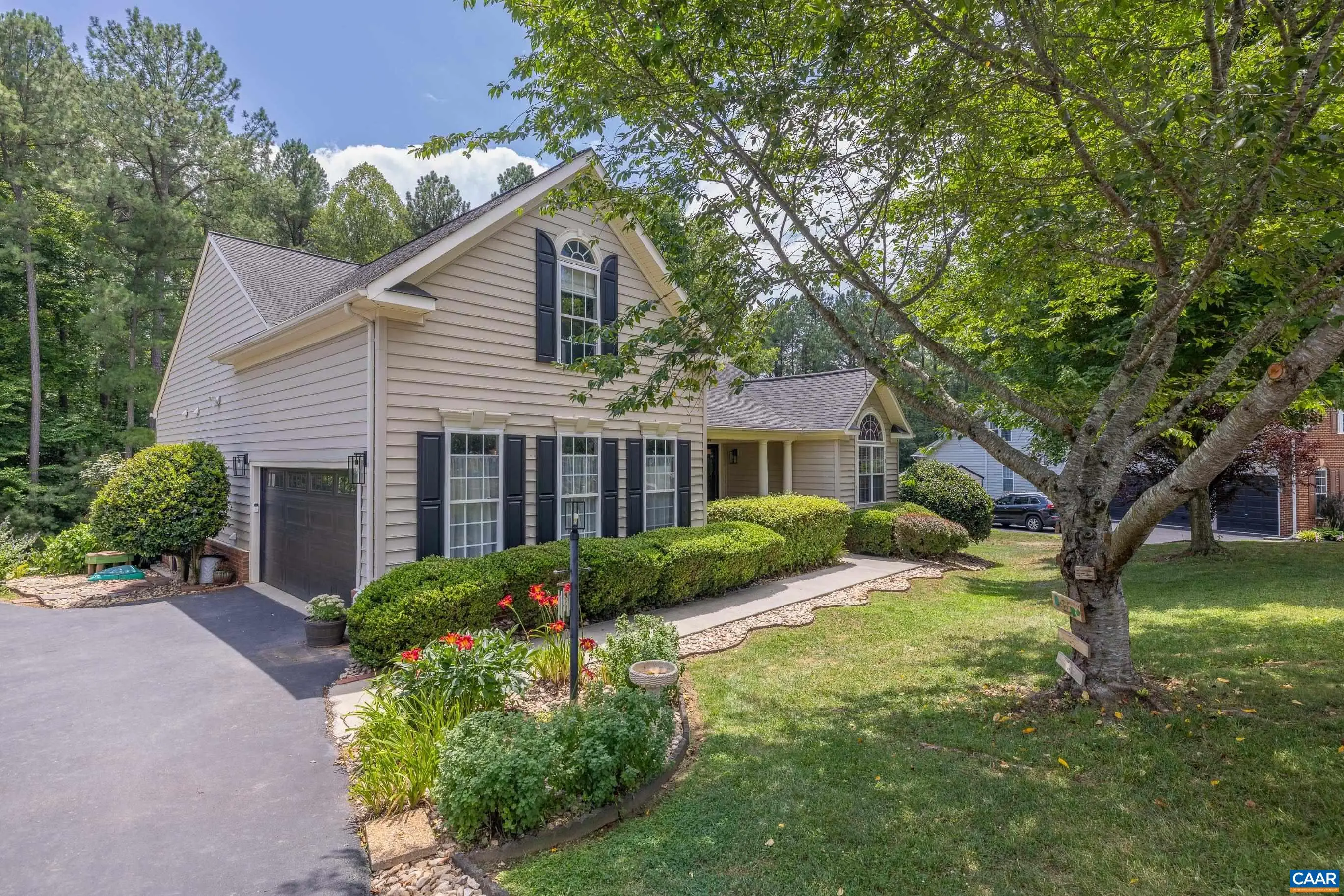 137 Whispering Woods Pl, Zion Crossroads