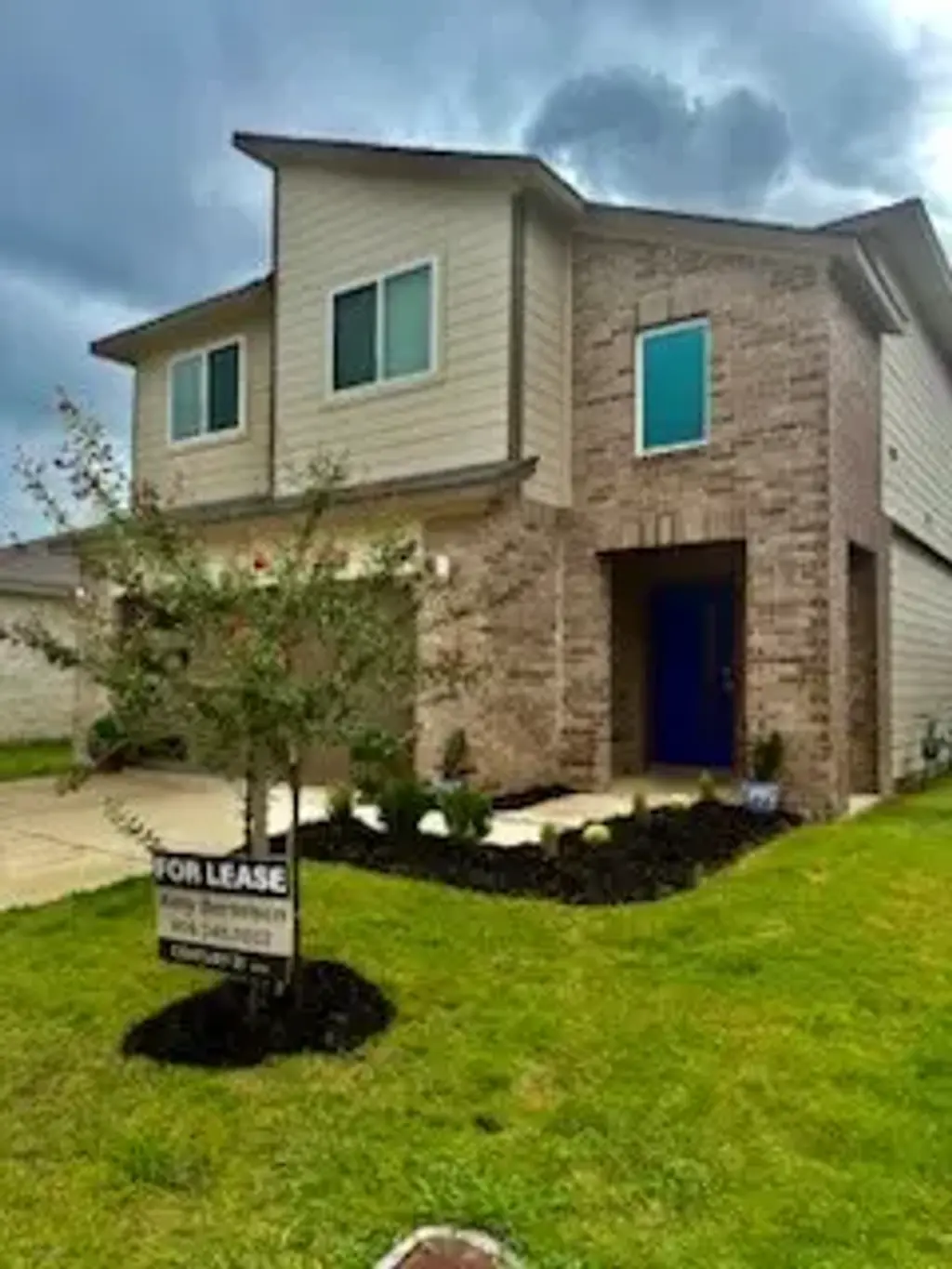 1206 Amistad Loop, College Station
