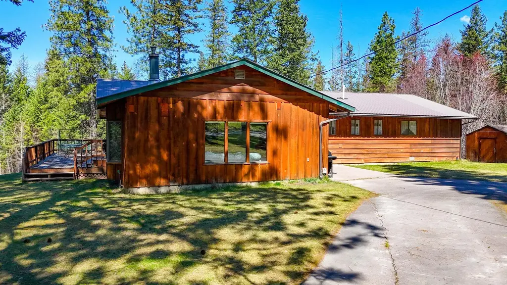 33038 Snyder Hill Lane, Ronan