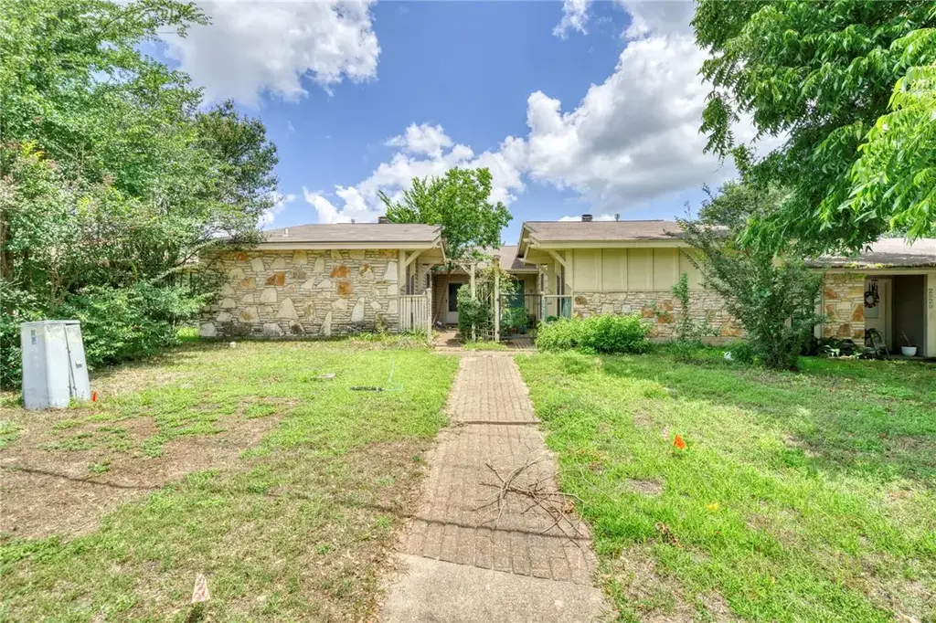 2525 Longmire Drive, College Station