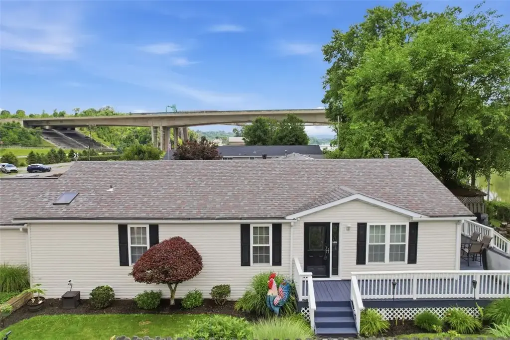 30 Denny Estate , Harmar