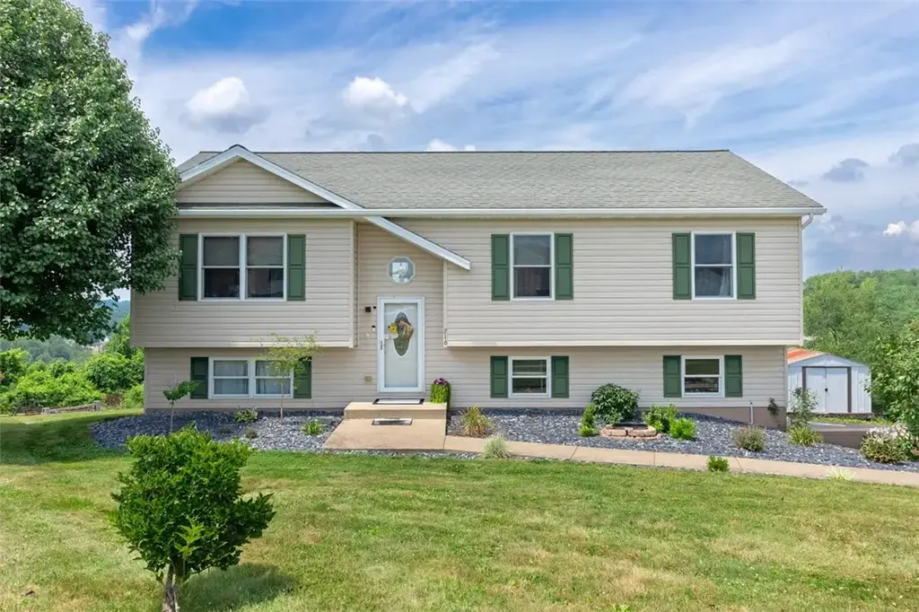 216 Marble Terrace, Redstone