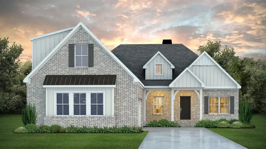 1902 Long Leaf Ln, Opelika