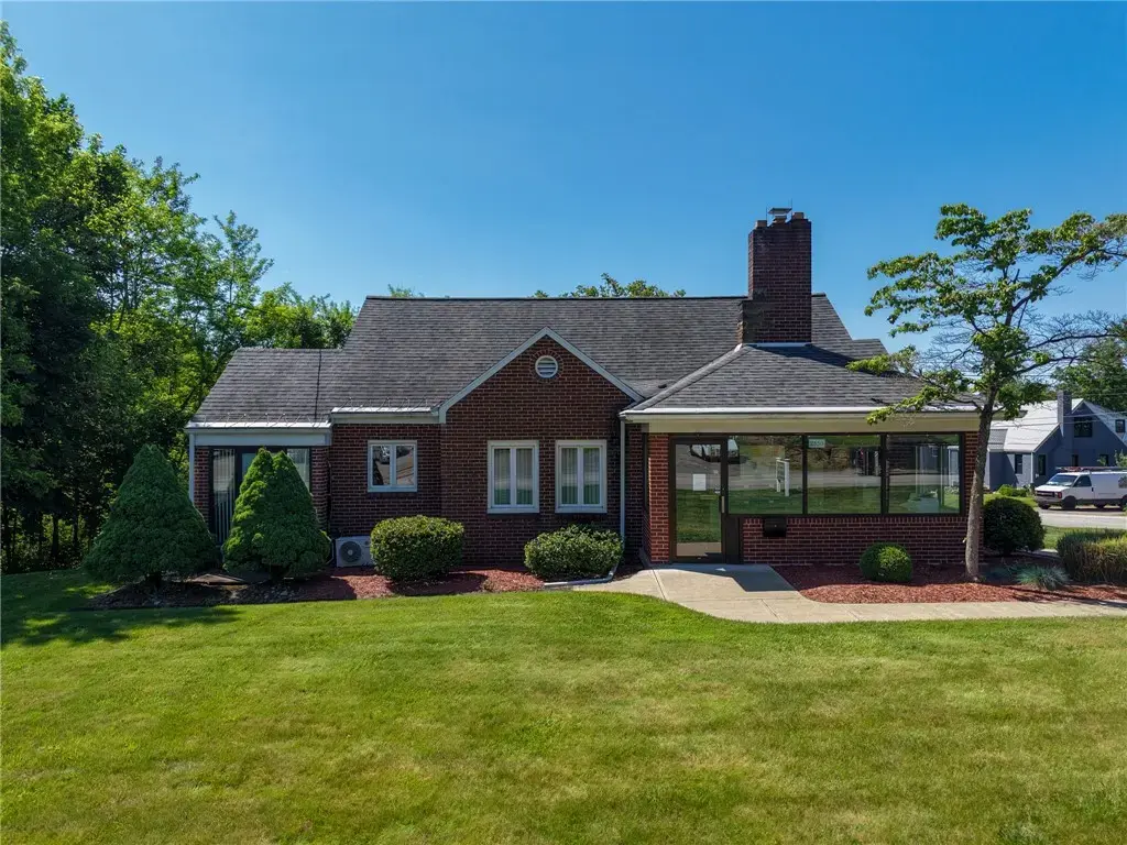2550 Leechburg Road, Lower Burrell