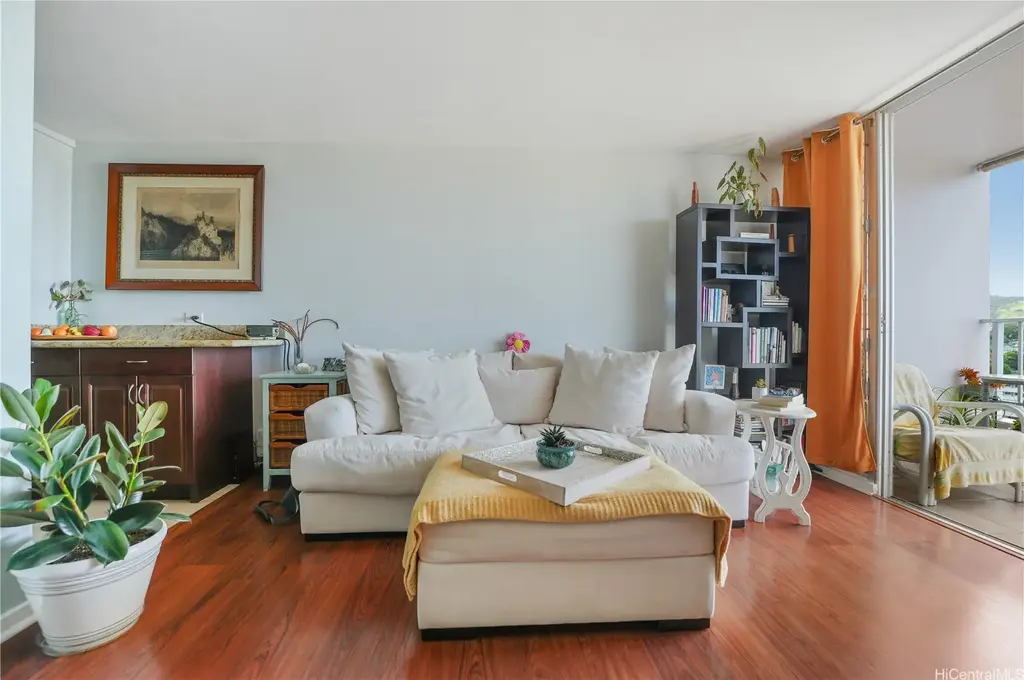 (unit #1202) 1419 Dominis Street, Honolulu