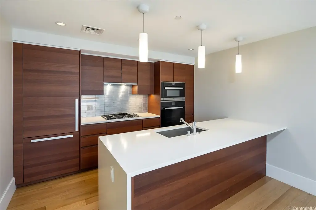 1108 Auahi Street # 2305, Honolulu