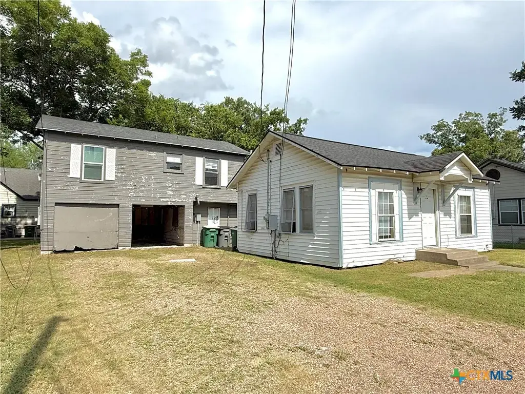 1006 N Goldman Street, Victoria