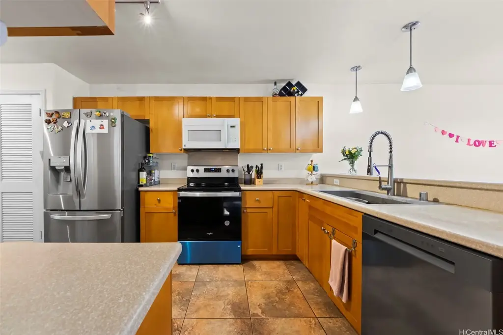 92-7171 Elele Street # 503, Kapolei