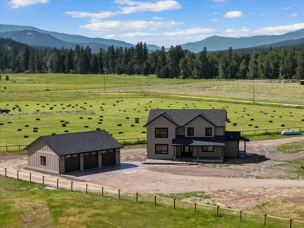 31725 Ranch Lane, Huson