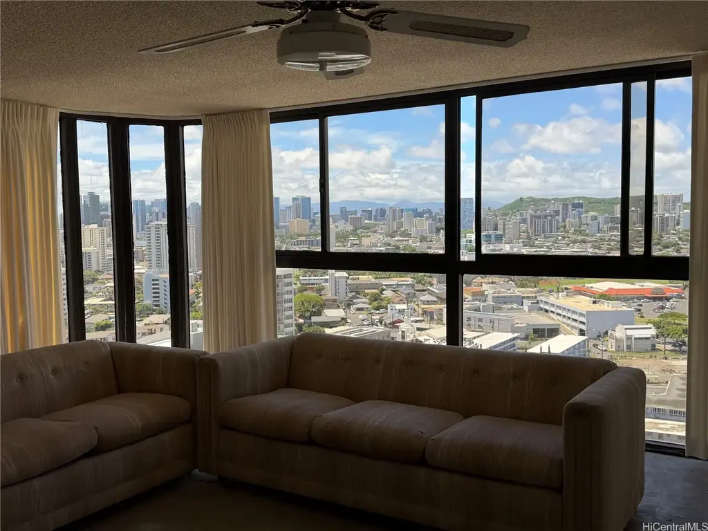 2724 Kahoaloha Lane # 2401, Honolulu